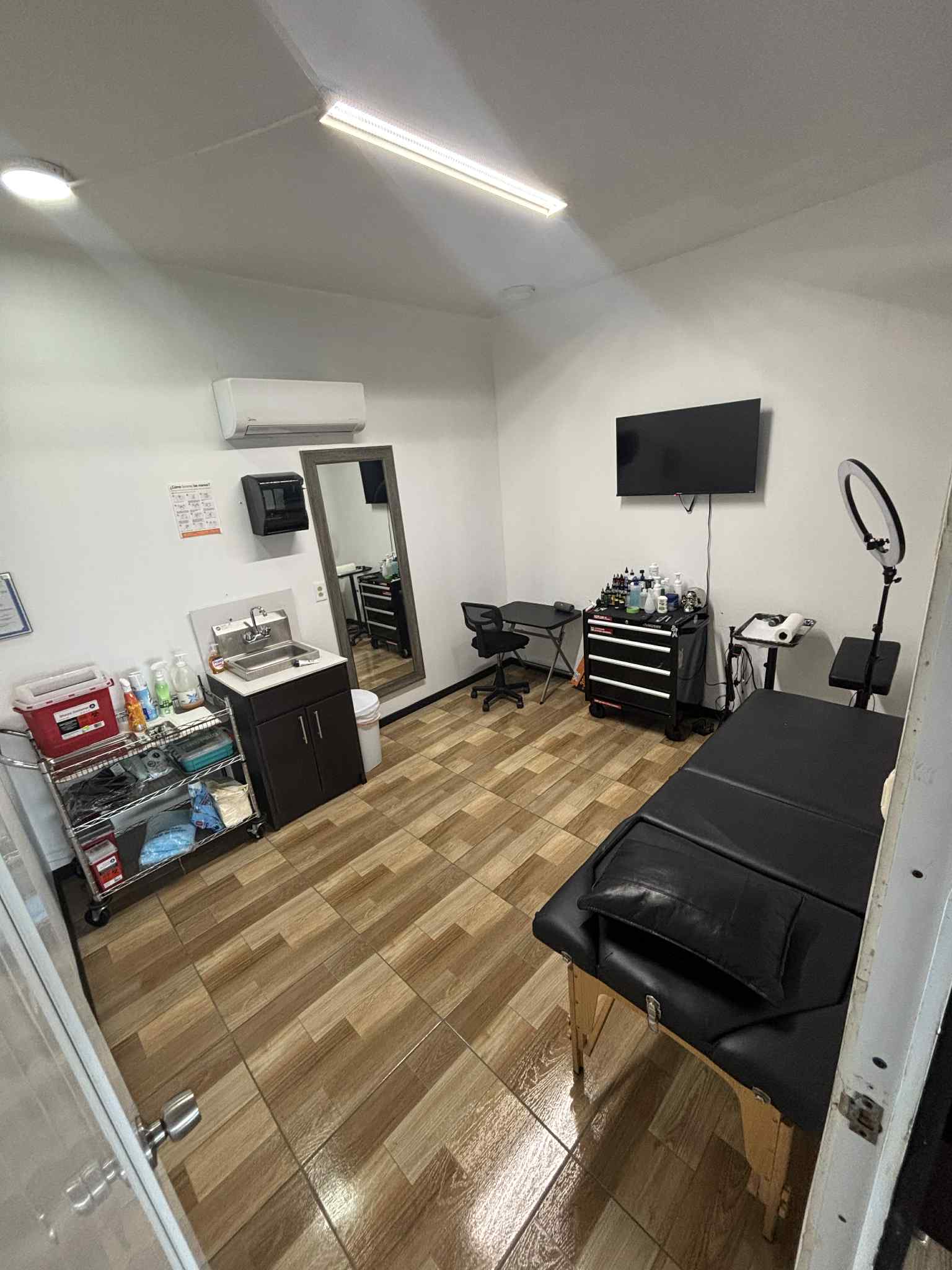 BlackNeedle private tattoo studio interior in Aguadilla, Puerto Rico